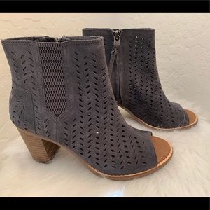 Toms majorca peep toe bootie